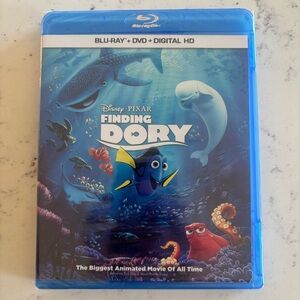 NEW Disney Pixar Finding Dory Blu-ray + DVD + Digital HD SEALED 3-Disc Set